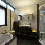 公寓 Via Lapis - Panoramablick Ueber - Garten - Pool - Sauna - Luxus *