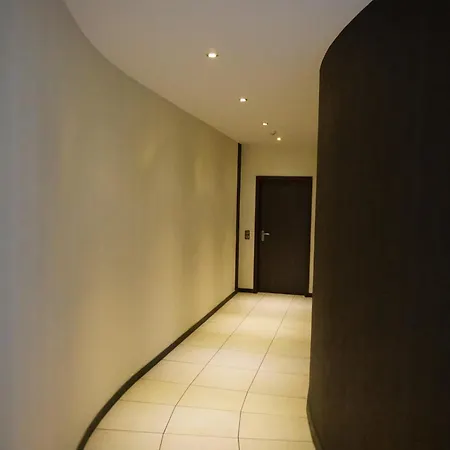 Via Lapis - Panoramablick Ueber - Garten - Pool - Sauna - Luxus Apartment Dresden