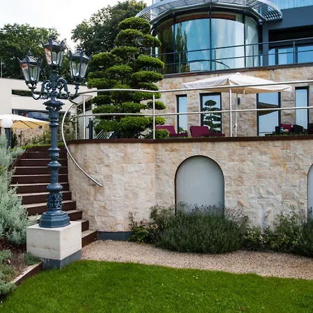 شقة Via Lapis - Panoramablick Ueber - Garten - Pool - Sauna - Luxus *