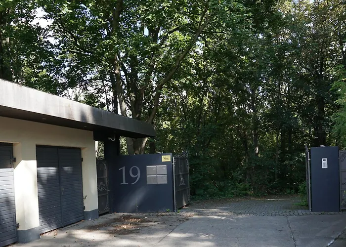 Via Lapis - Panoramablick Ueber - Garten - Pool - Sauna - Luxus