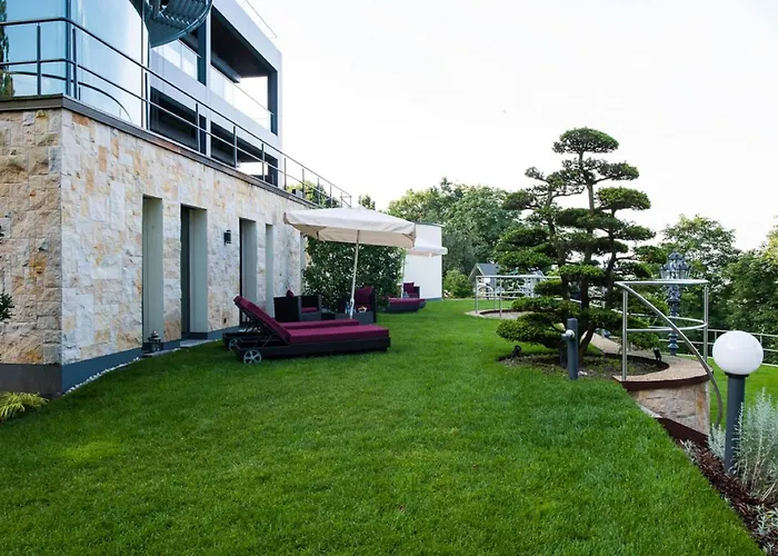 Via Lapis - Panoramablick Ueber - Garten - Pool - Sauna - Luxus דירה דרזדן